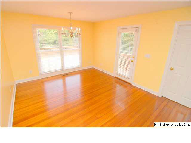 560 Beasley Road Gardendale, AL 35071 - Photo 4 of 23