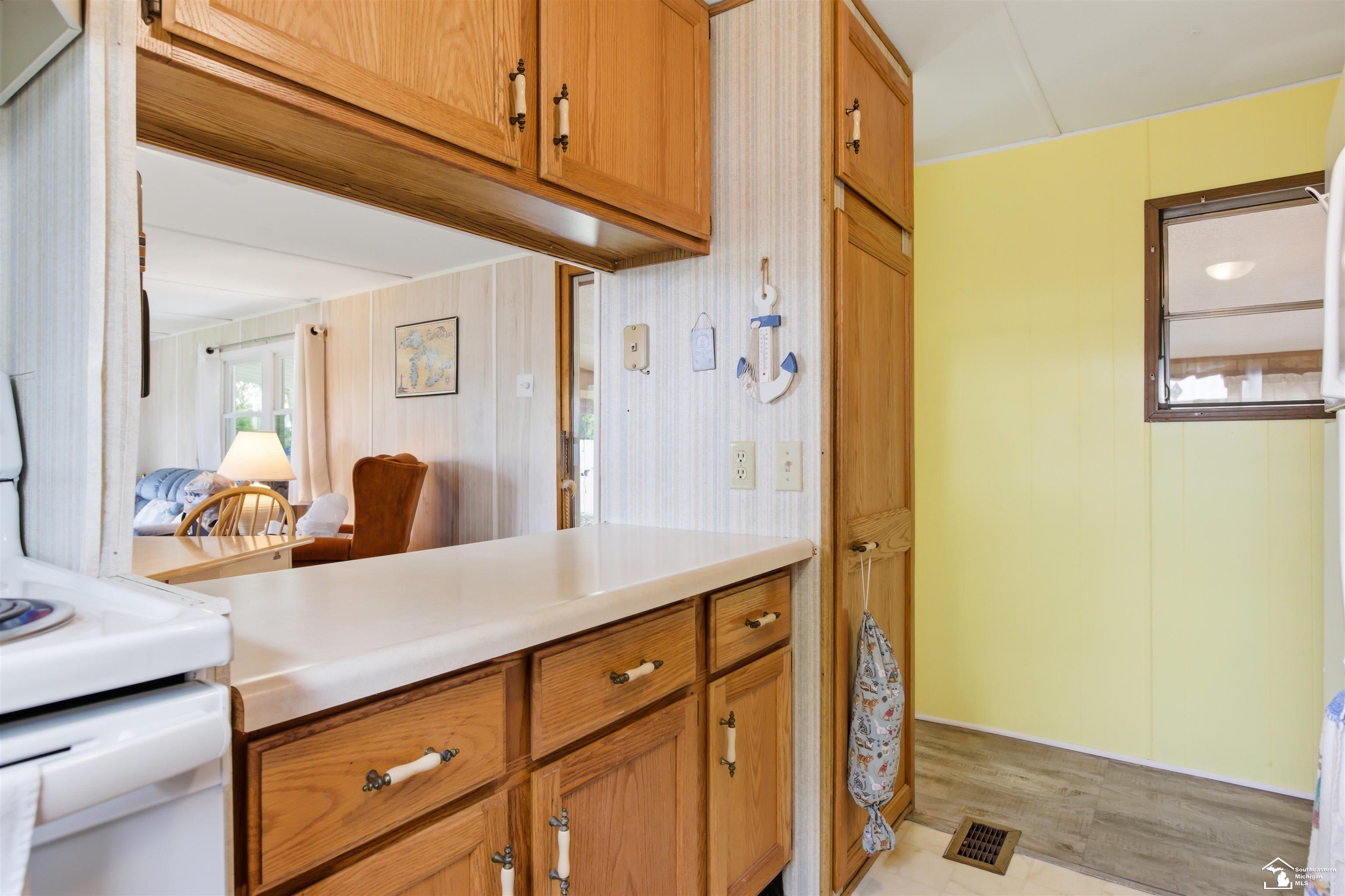 12337 Laird Road Brooklyn, MI 49230 - Photo 10 of 28