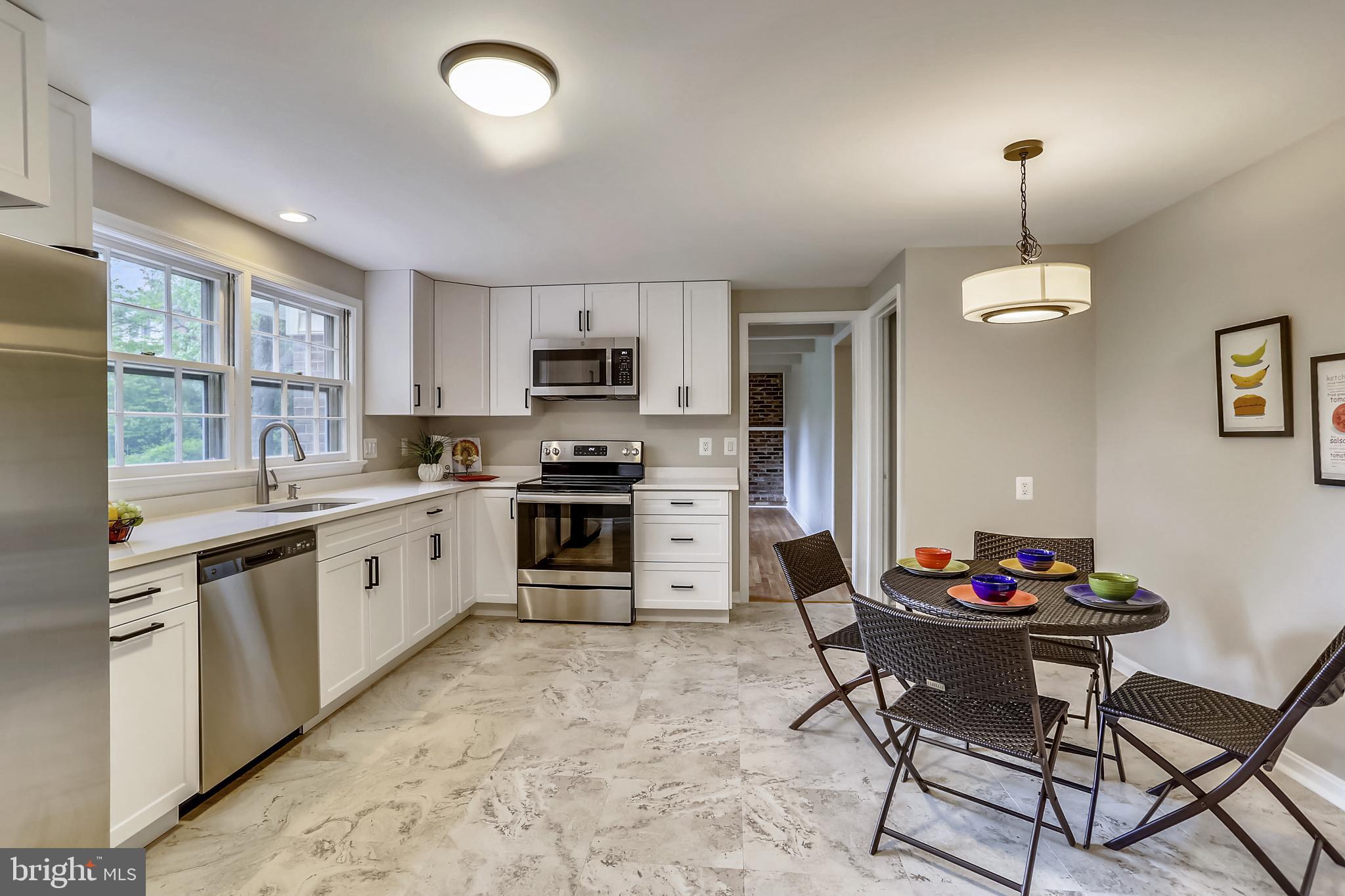 9709 Digging Road Montgomery Village, MD 20886 - Photo 11 of 69 GORGEOUS Brand New Kitchen