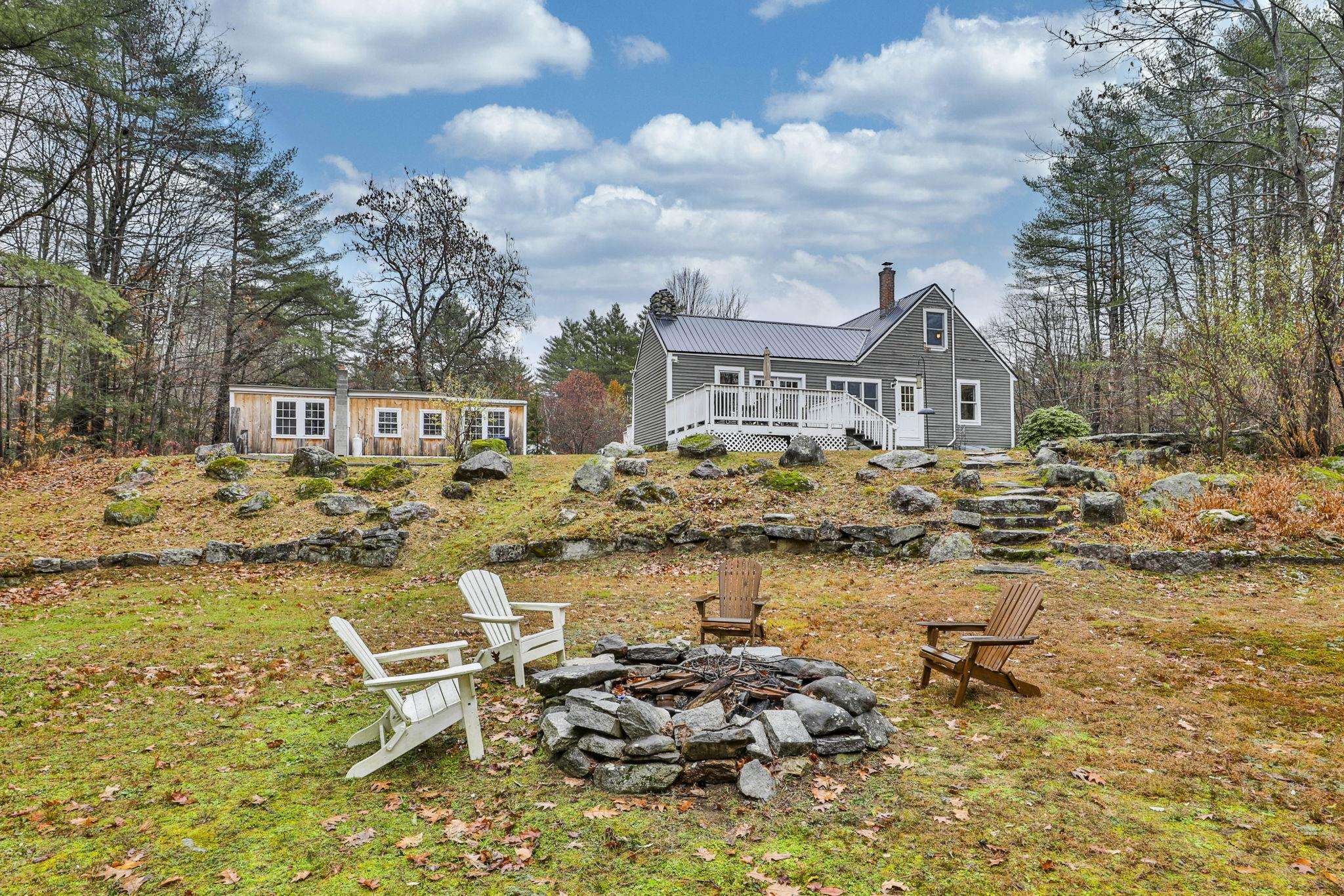 718 Bedford Road New Boston, NH 03070 - Photo 9 of 36
