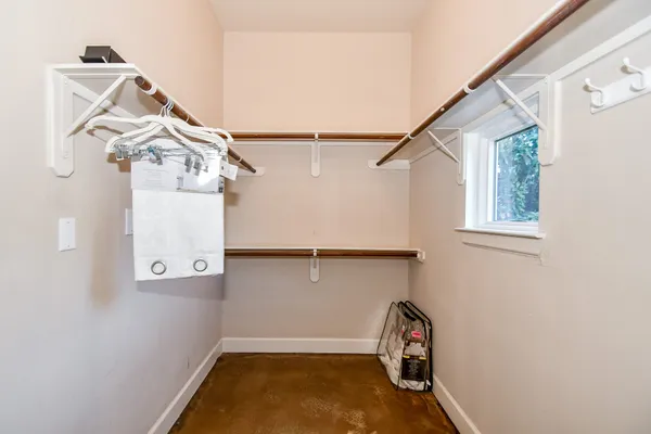 $2,300 | 1900 Genesee Street, Unit 104, Houston, TX 77006