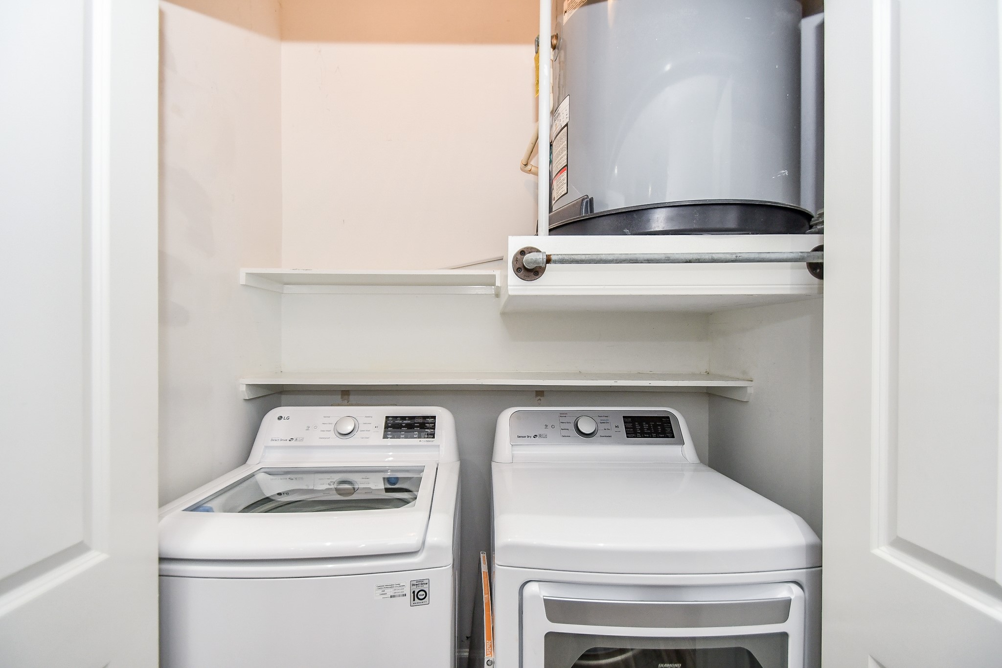 1900 Genesee Street, Unit 104 Houston, TX 77006 - Photo 28 of 36 washer and dryer in the unit included in the rent.