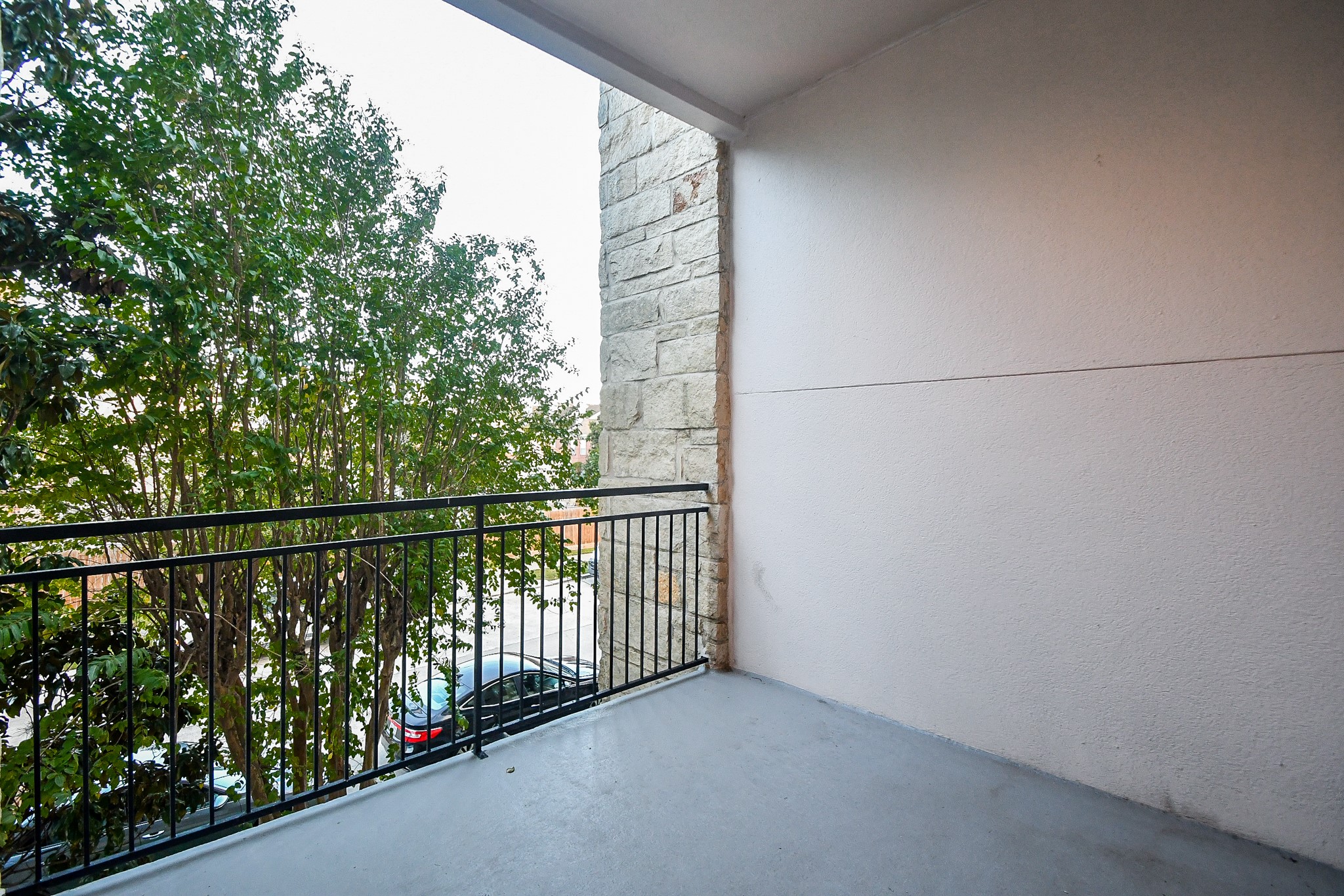 1900 Genesee Street, Unit 104 Houston, TX 77006 - Photo 29 of 36 Large and private balcony.