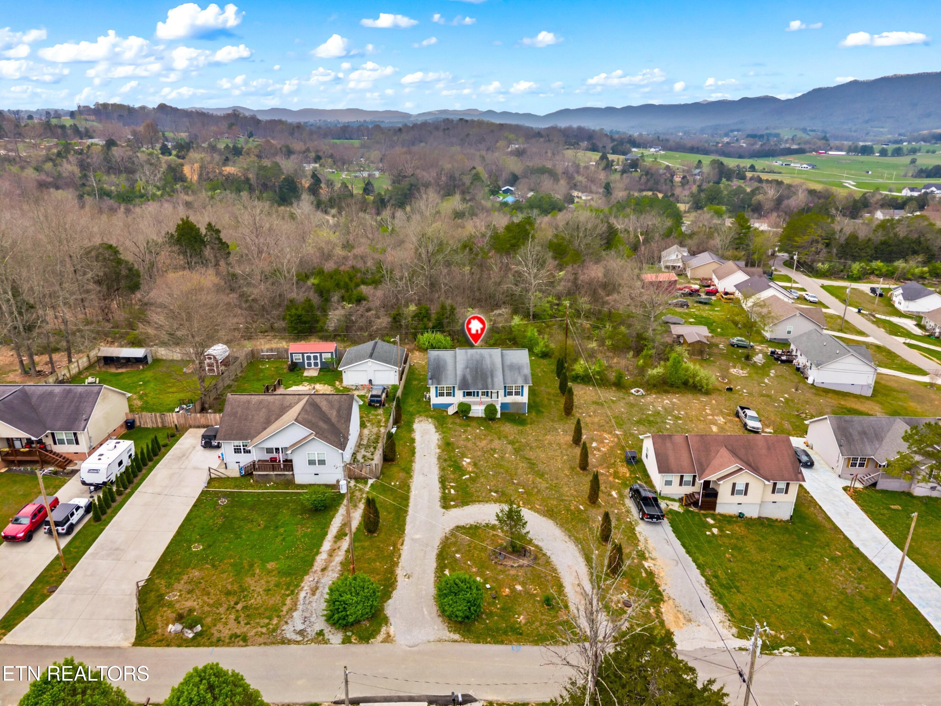 202 Sandy Circle La Follette, TN 37766 - Photo 21 of 23 029-202SandyCircle-LaFollette-TN-37766-S