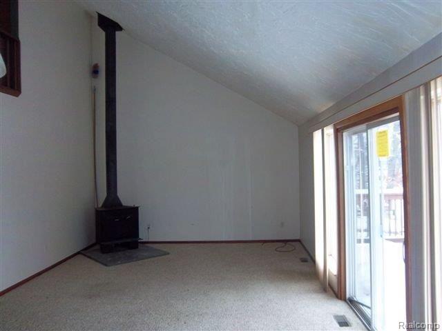 7266 Andersonville Road Clarkston, MI 48346 - Photo 3 of 12 4 Family Room