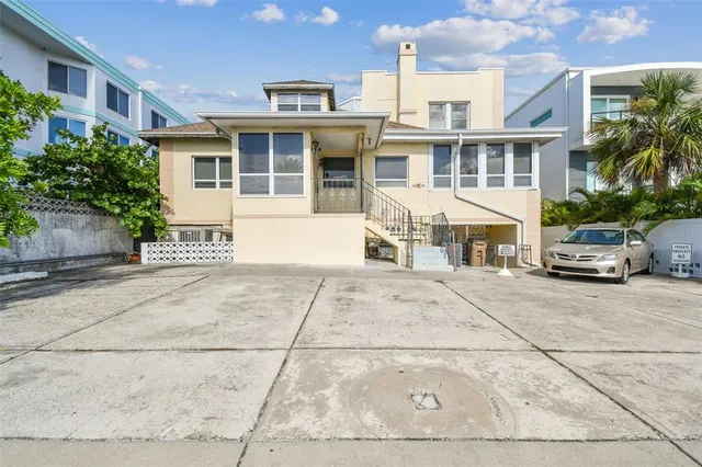 $4,750,000 | 30 Gulf Boulevard, Indian Rocks Beach, FL 33785