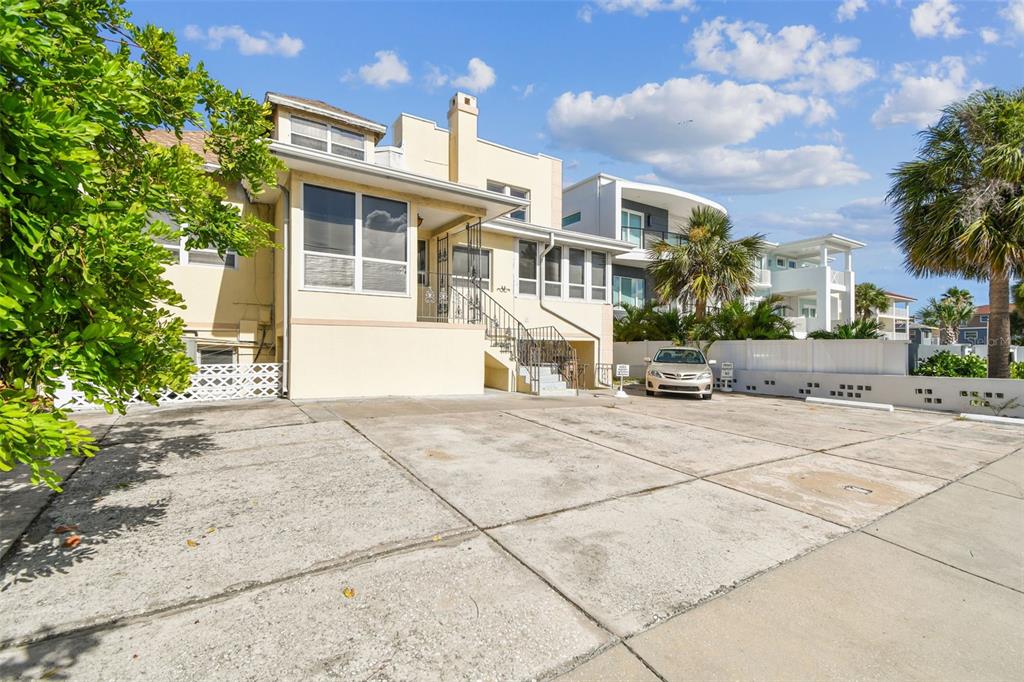 30 Gulf Boulevard Indian Rocks Beach, FL 33785 - Photo 6 of 15