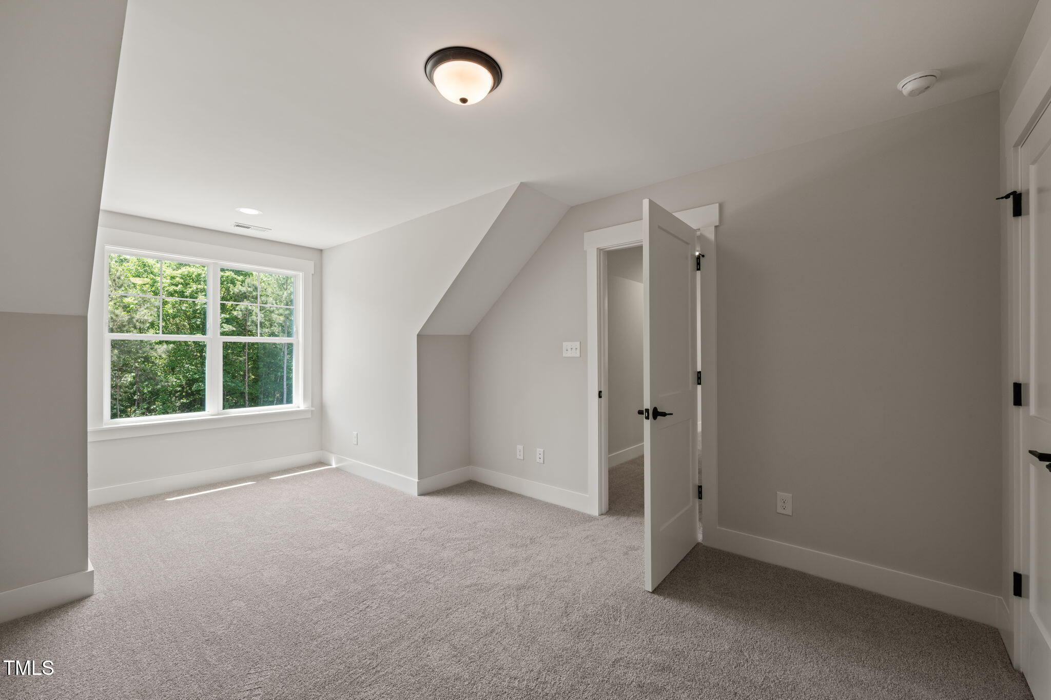 320 Pilot Ridge Road Zebulon, NC 27597 - Photo 35 of 49 an empty room with a window