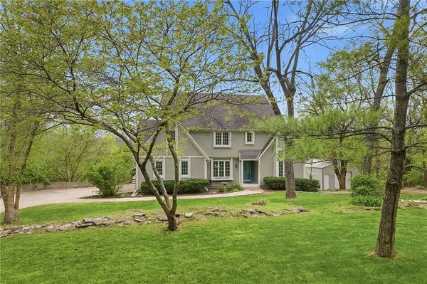 $650,000 | 18325 Aberdeen Street, Stilwell, KS 66085