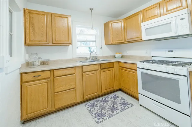 $275,000 | 1076 East 9th Street, Chico, CA 95928