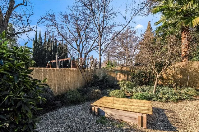 $275,000 | 1076 East 9th Street, Chico, CA 95928