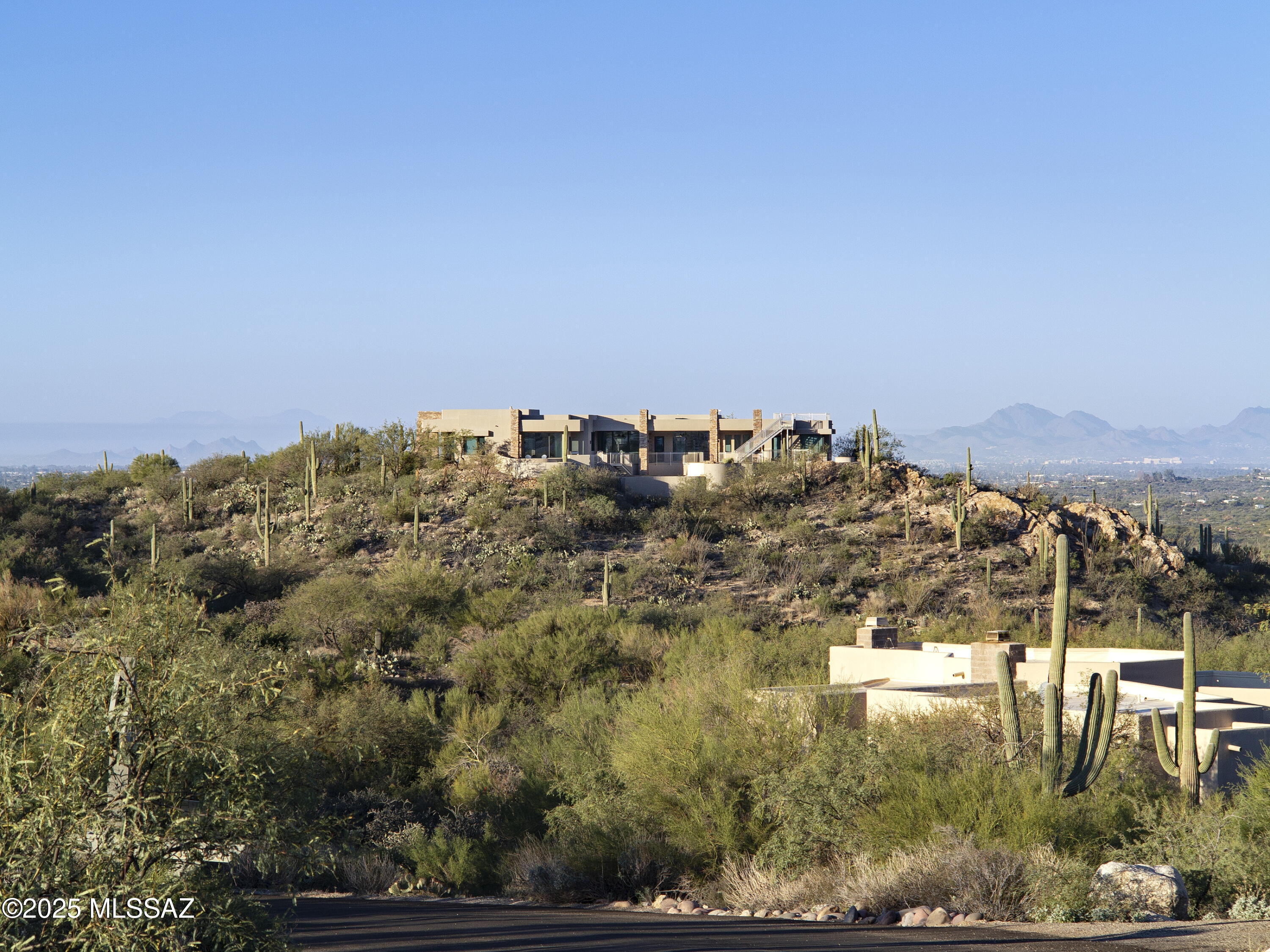 13251 East Saddlerock Road Tucson, AZ 85749 - Photo 6 of 51 Gallery Image 6
