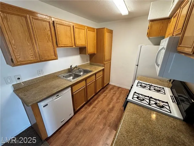 $1,095 | 3318 North Decatur Boulevard, Unit 2109, Las Vegas, NV 89130