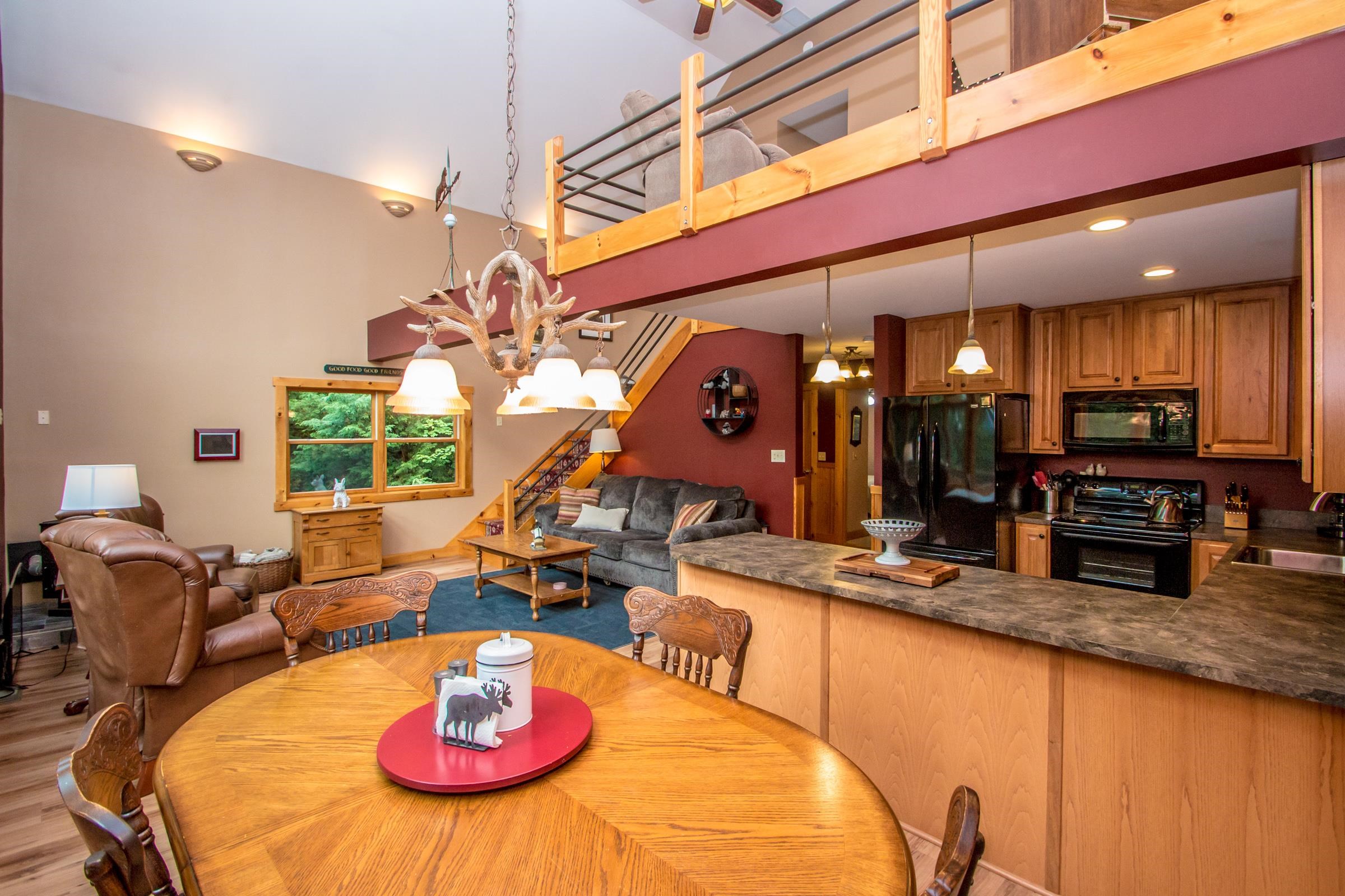 27 Regent Hill Road Conway, NH 03818 - Photo 4 of 20