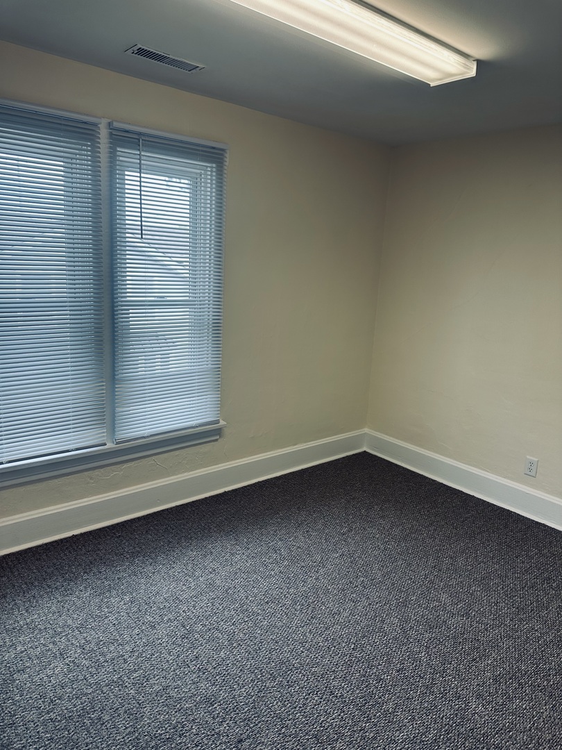 445 North Main Street, Unit 2 Sycamore, IL 60178 - Photo 6 of 11 a view of empty room