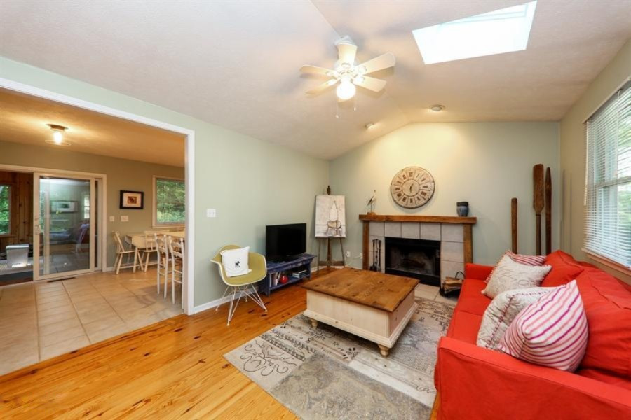15931 Lakeshore Road, Unit 3 Union Pier, MI 49129 - Photo 4 of 11 vht_viewer_165