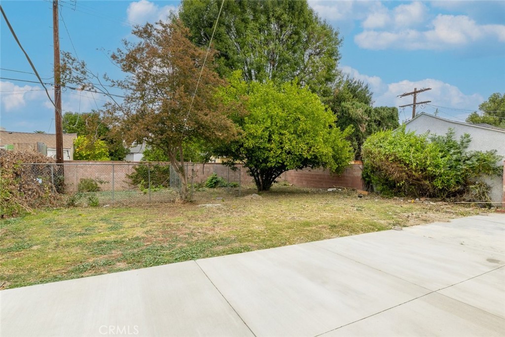 18919 Hart Street Reseda, CA 91335 - Photo 22 of 23