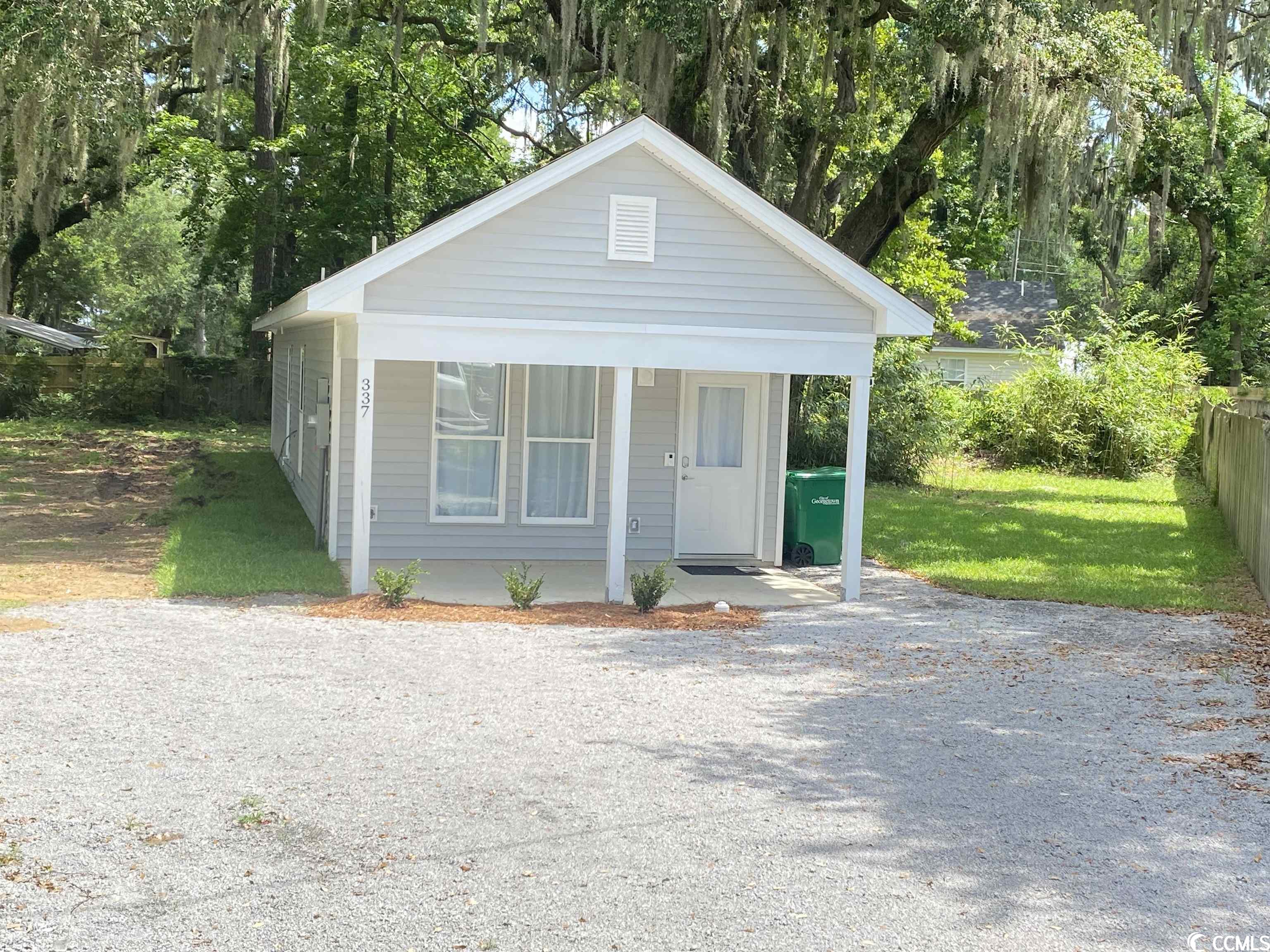 337 Bayview Drive Georgetown, SC 29440 - Photo 1 of 11