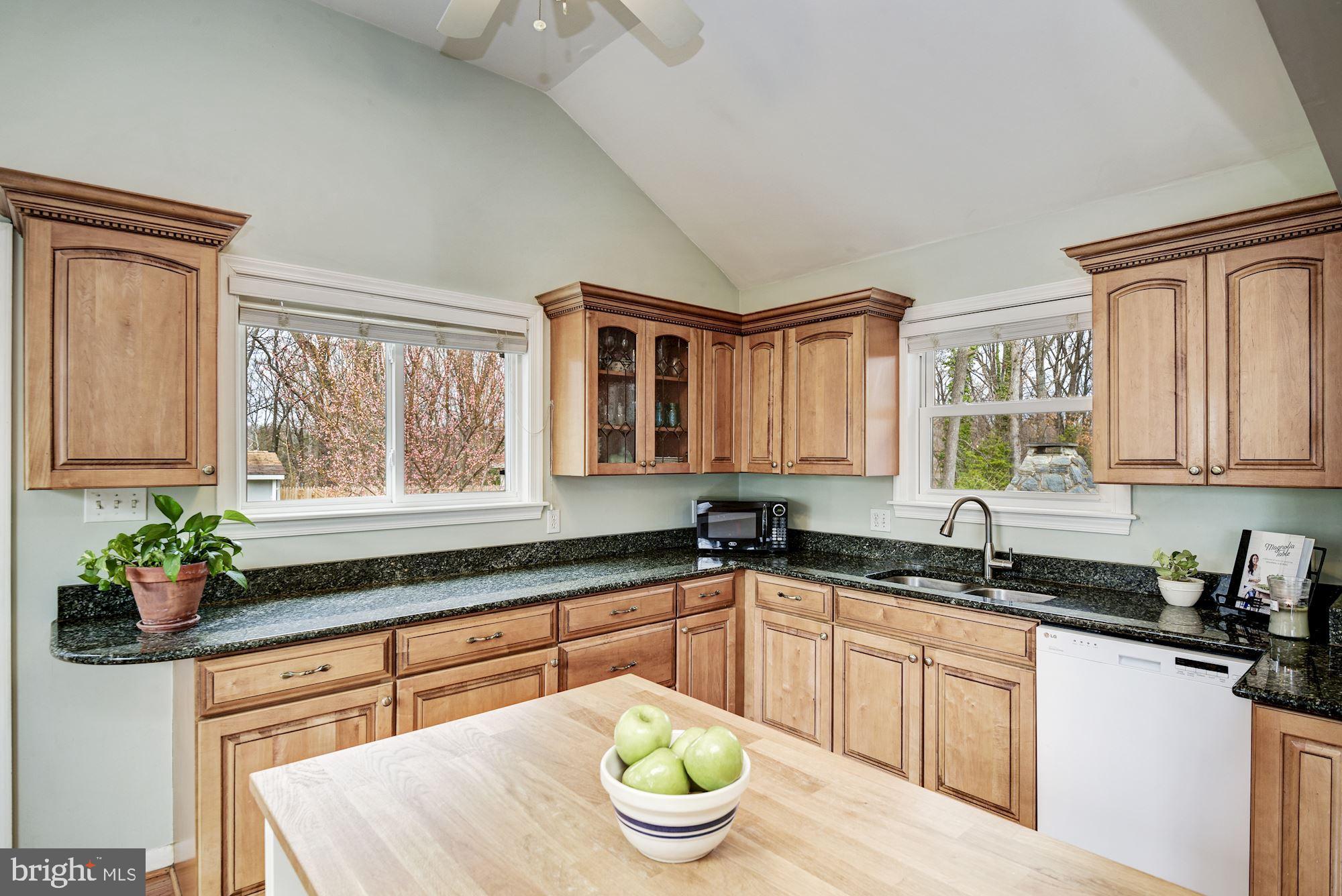 12810 Littleton Street Silver Spring, MD 20906 - Photo 6 of 27
