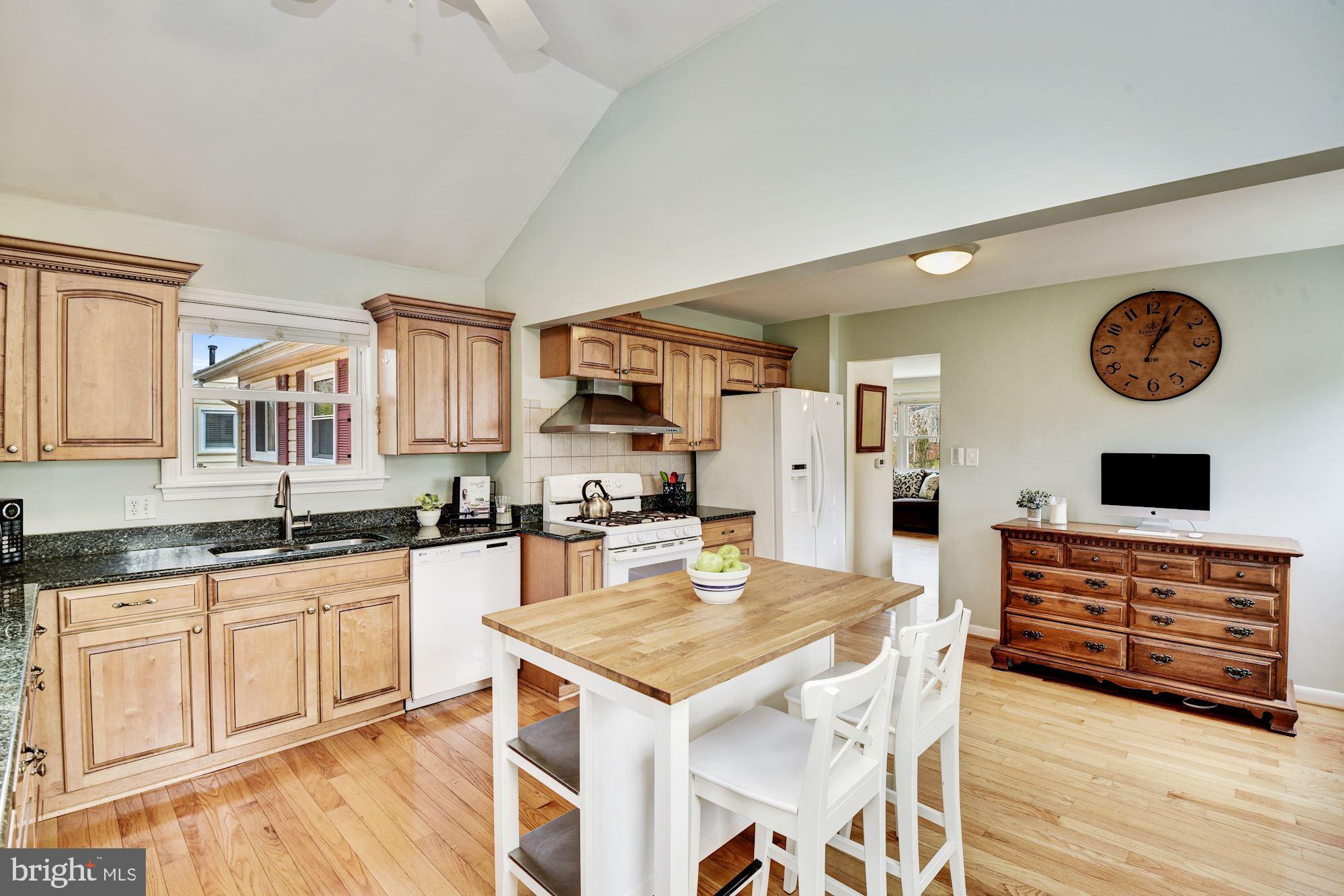 12810 Littleton Street Silver Spring, MD 20906 - Photo 7 of 27