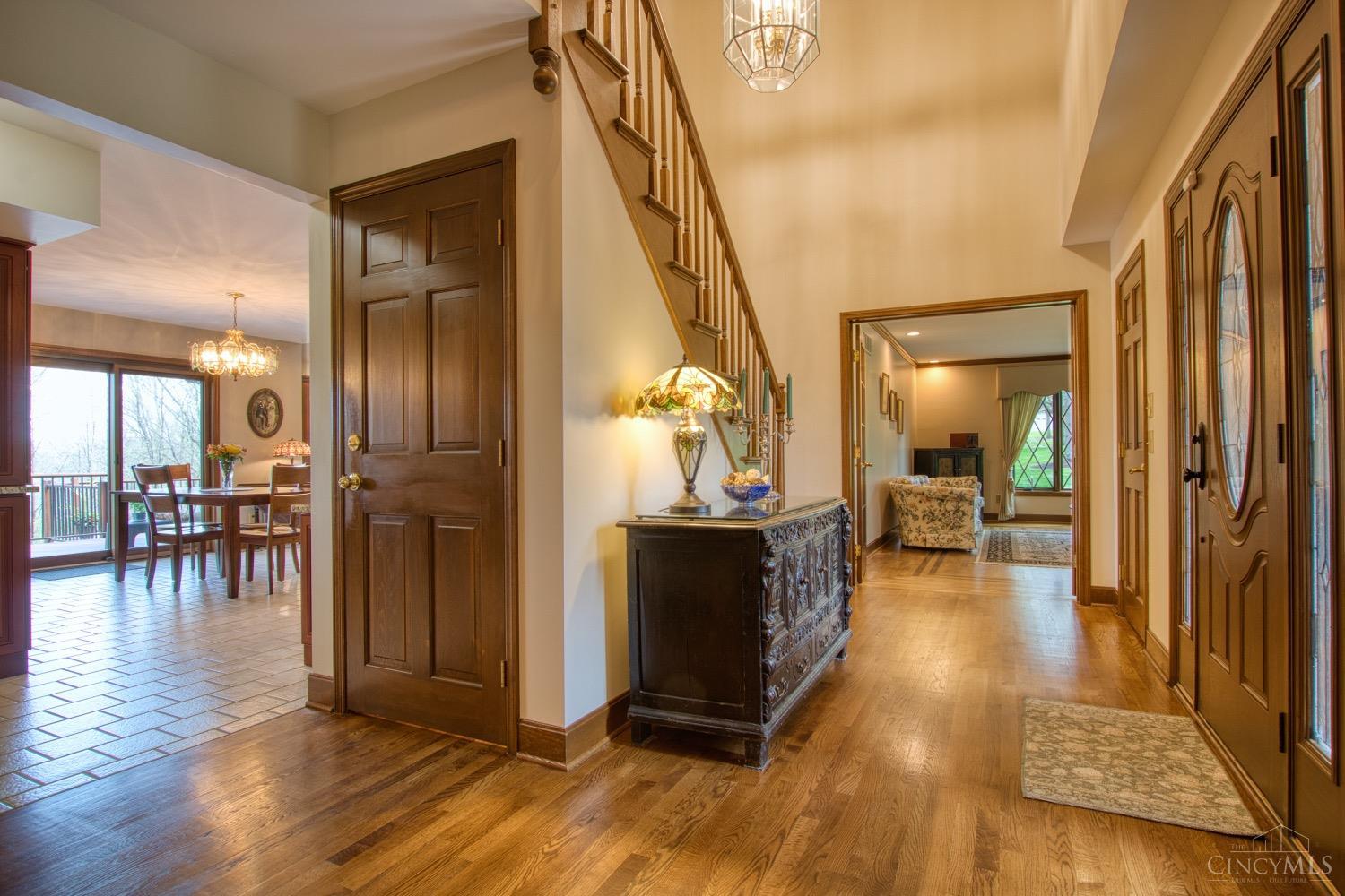 6172 West Fork Road Cincinnati, OH 45247 - Photo 9 of 49 Gallery Image 9
