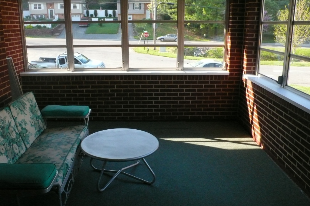 2623 Grandin Road Southwest Roanoke, VA 24015 - Photo 6 of 20 Sunroom / Enclosed porch