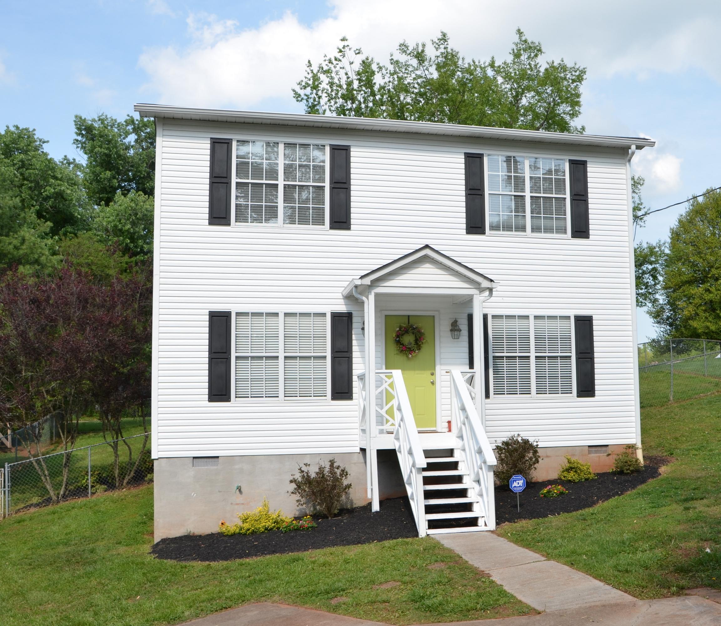 608 Busbee Road Knoxville, TN 37920 - Photo 1 of 26 608 Busbee Road