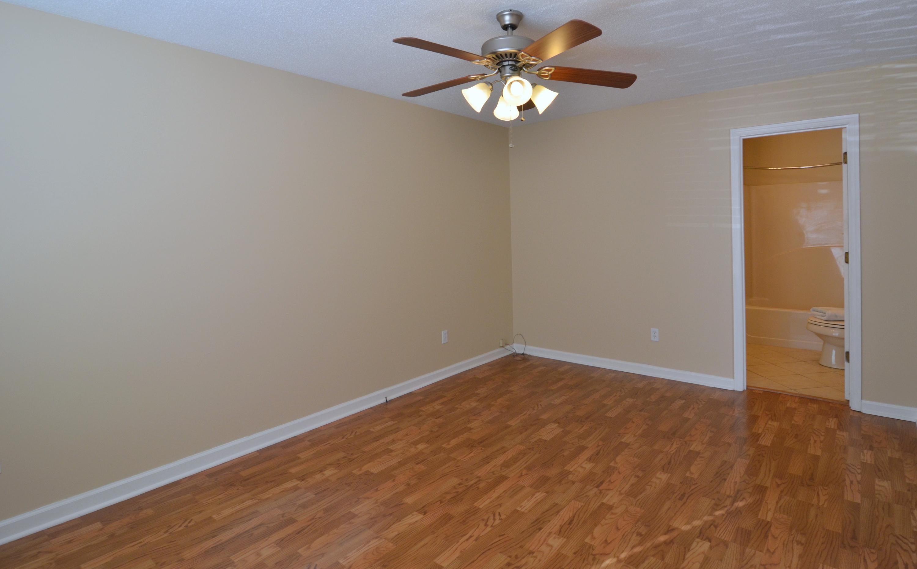 608 Busbee Road Knoxville, TN 37920 - Photo 14 of 26 Bedroom 2