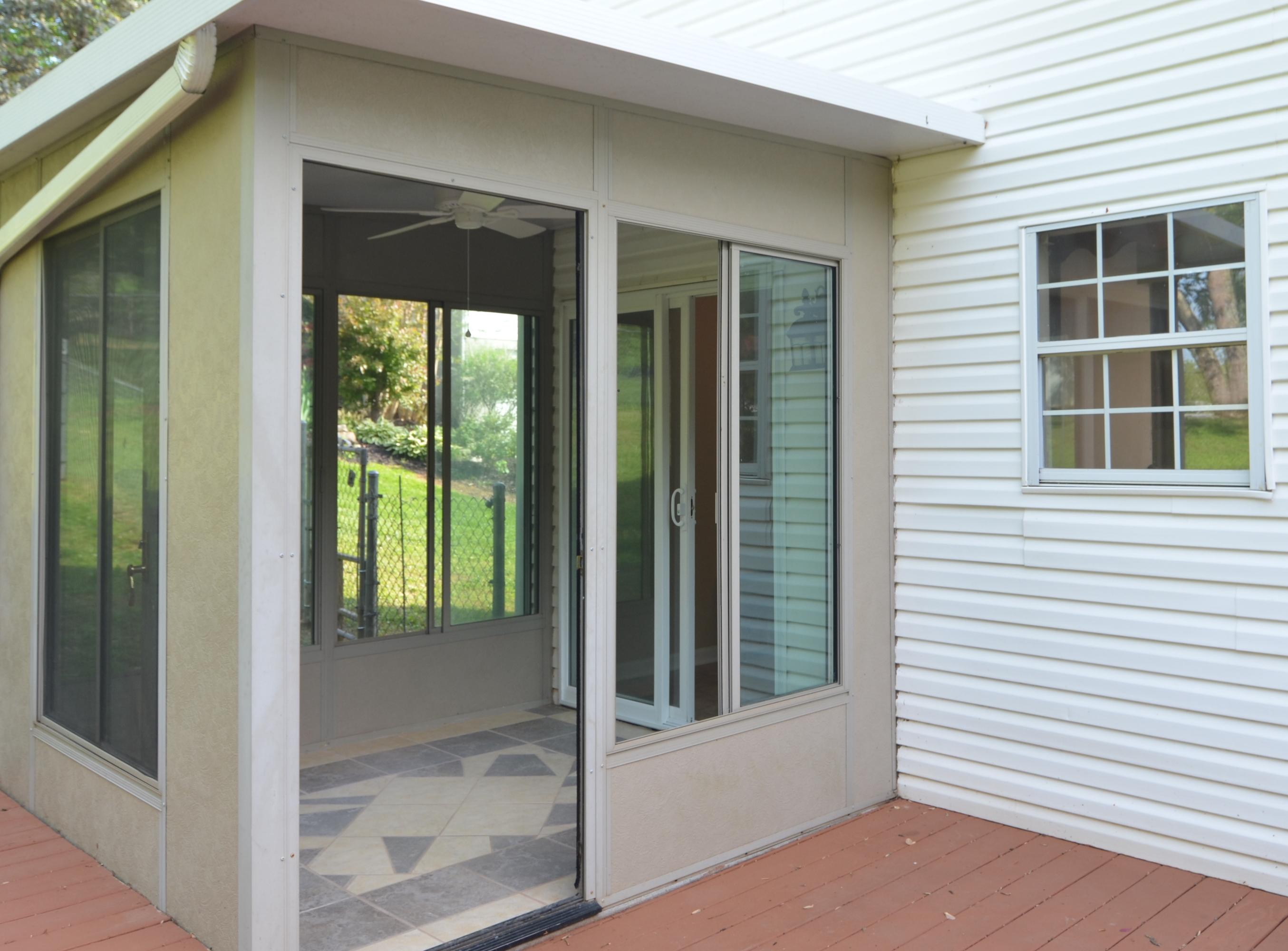 608 Busbee Road Knoxville, TN 37920 - Photo 21 of 26 Sunroom