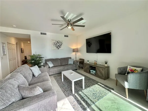 $4,000 | 43997 Boardwalk Loop, Unit 1822, Babcock Ranch, FL 33982