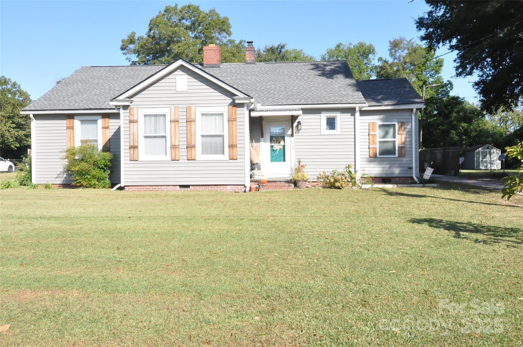 647 Still Street Chester, SC 29706 - Photo 2 of 24