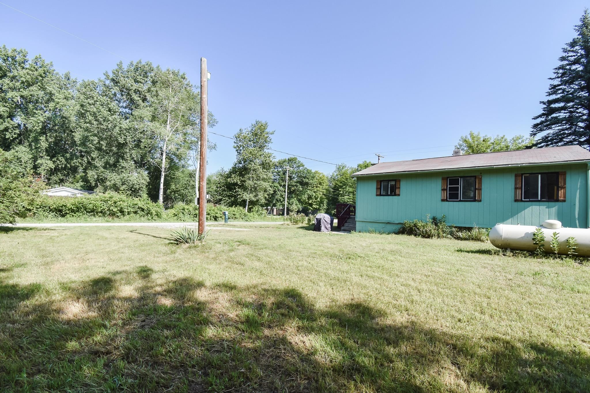 1493 West Newberg Road Pinconning, MI 48650 - Photo 8 of 11