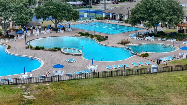 $587,000 | 500 Meadow Lake Drive, Freeport, FL 32439