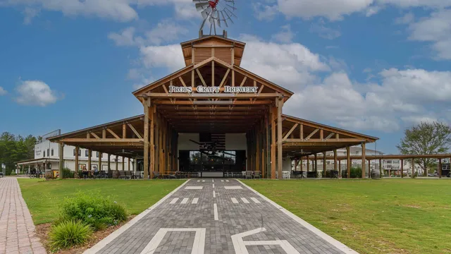 $587,000 | 500 Meadow Lake Drive, Freeport, FL 32439