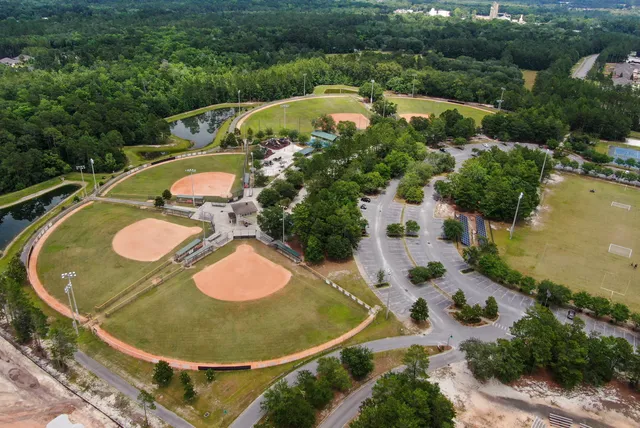 $587,000 | 500 Meadow Lake Drive, Freeport, FL 32439