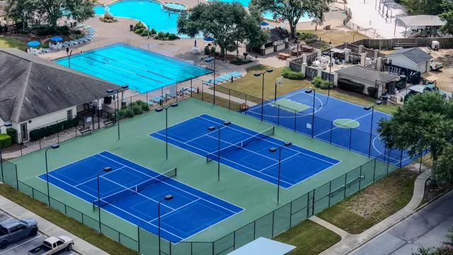 $587,000 | 500 Meadow Lake Drive, Freeport, FL 32439