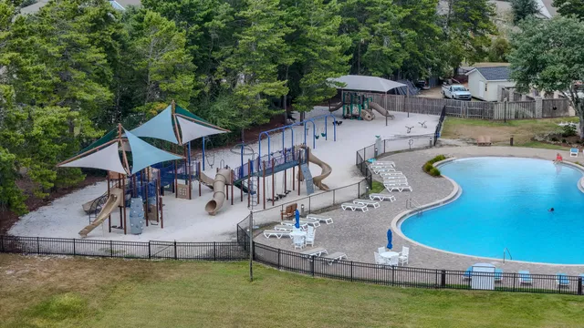 $587,000 | 500 Meadow Lake Drive, Freeport, FL 32439