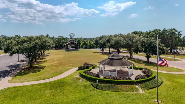 $587,000 | 500 Meadow Lake Drive, Freeport, FL 32439