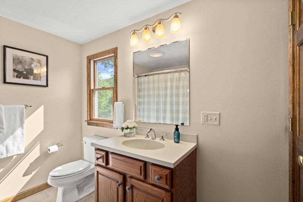 1 Bridle Path Auburn, MA 01501 - Photo 18 of 21