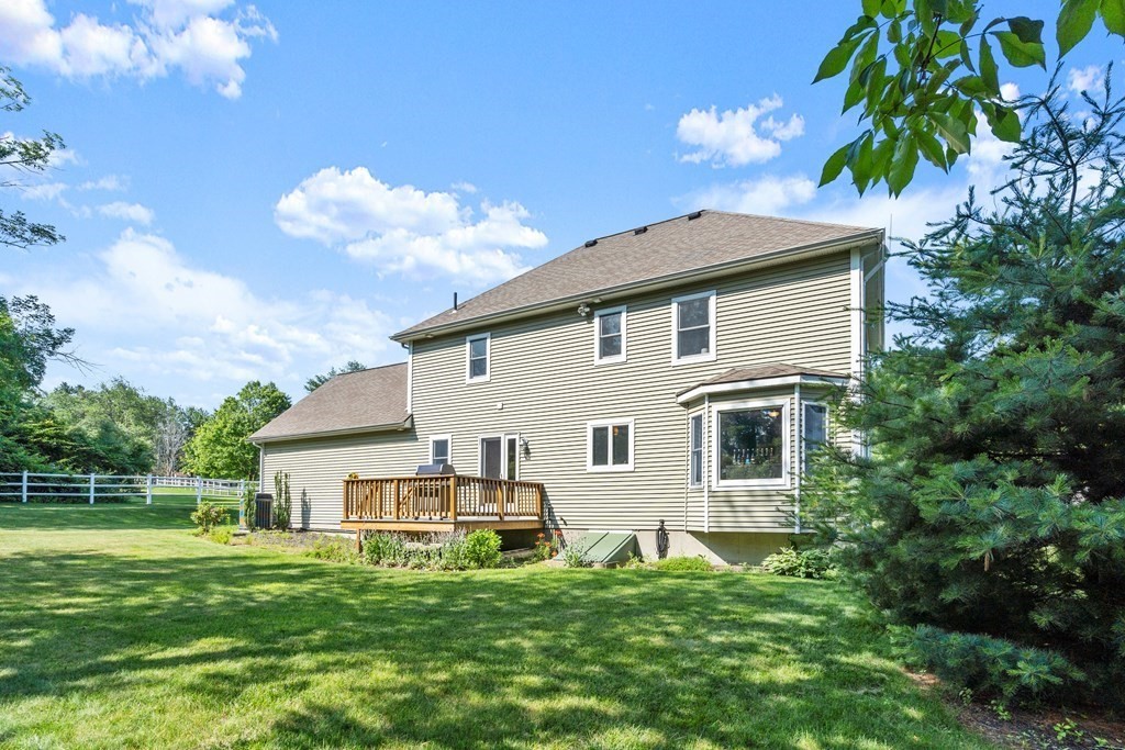 1 Bridle Path Auburn, MA 01501 - Photo 19 of 21