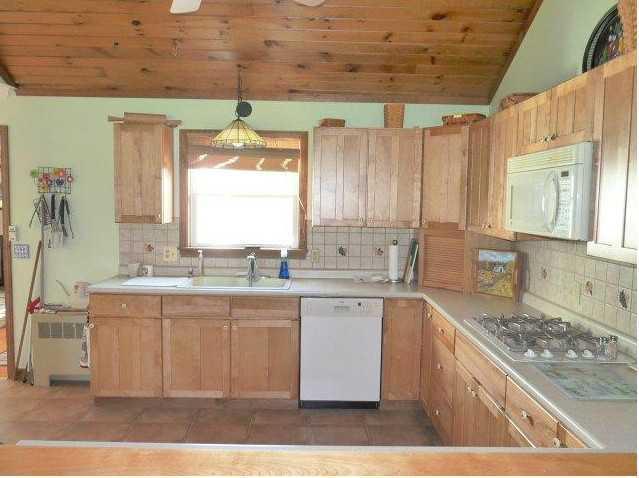 8 Mayflower Way Ellsworth, ME 04605 - Photo 22 of 35 Kitchen.