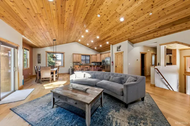 $1,177,000 | 1852 Haidas Circle, South Lake Tahoe, CA 96150