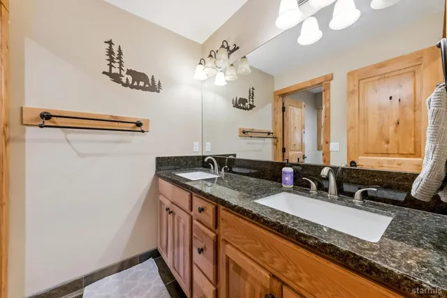 $1,177,000 | 1852 Haidas Circle, South Lake Tahoe, CA 96150