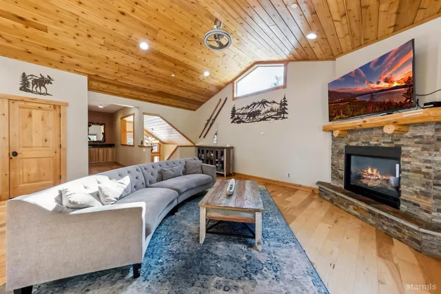 $1,177,000 | 1852 Haidas Circle, South Lake Tahoe, CA 96150