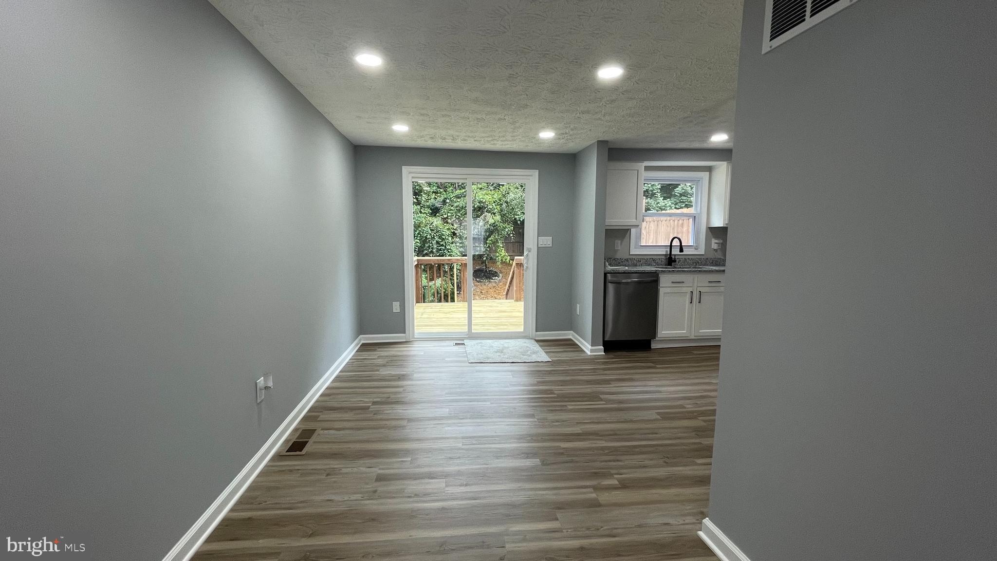 2127 Allendale Road Baltimore, MD 21216 - Photo 11 of 18