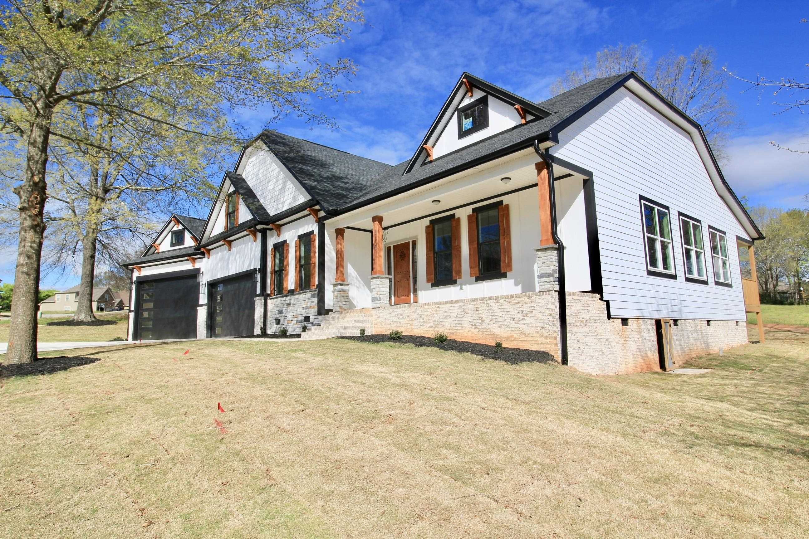 315 Copper Creek Circle Inman, SC 29349 - Photo 2 of 36 Gallery Image 2