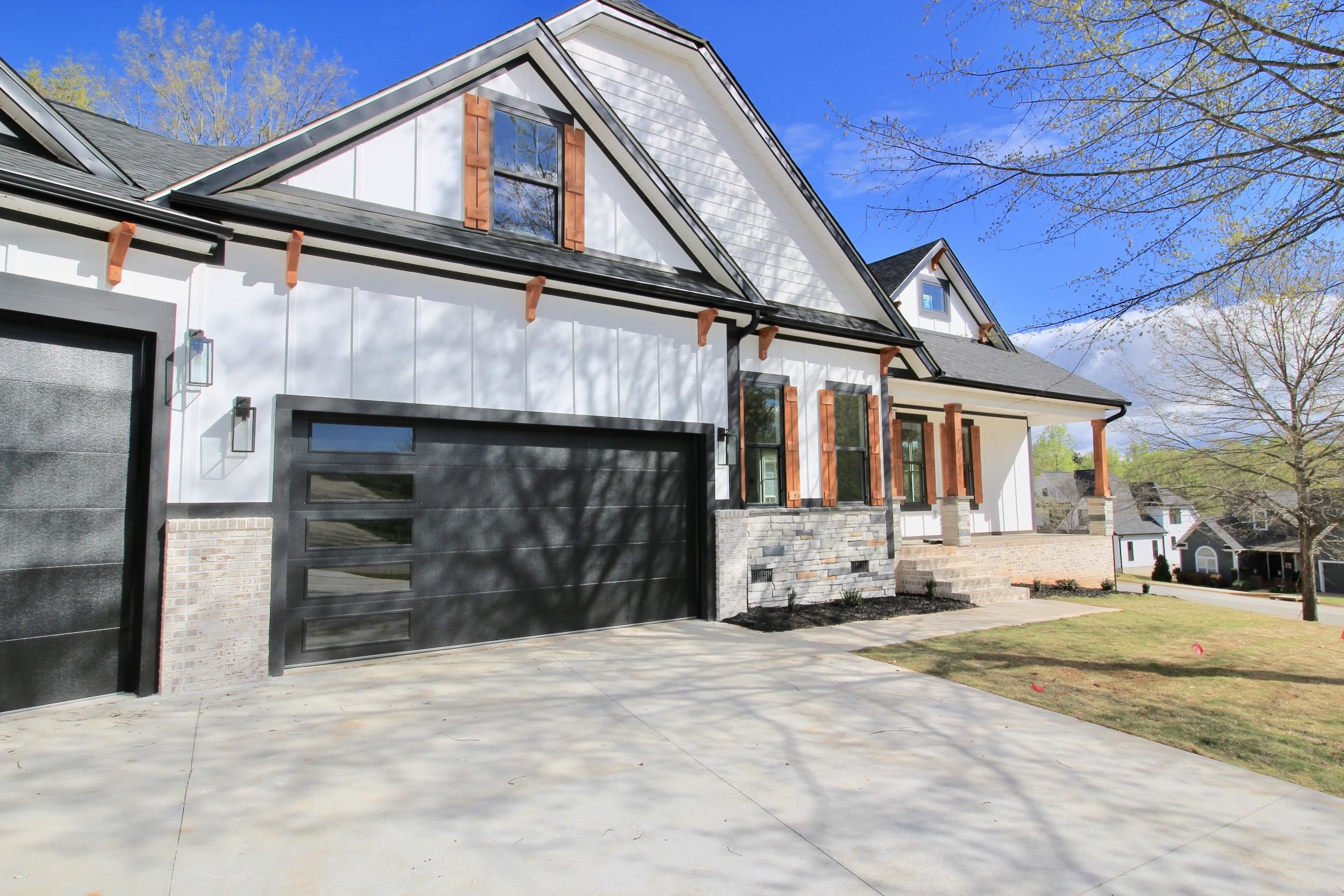 315 Copper Creek Circle Inman, SC 29349 - Photo 3 of 36 Gallery Image 3