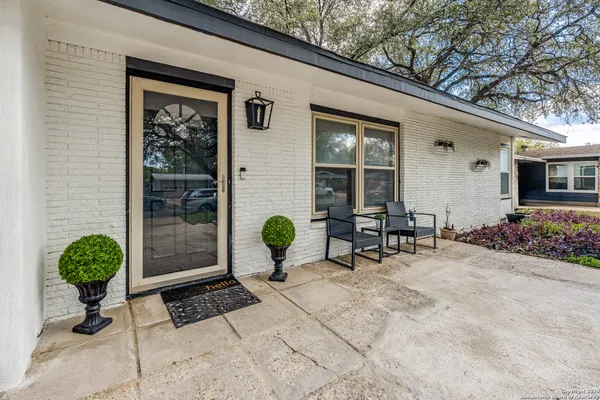$294,900 | 311 Haverford Drive, San Antonio, TX 78217