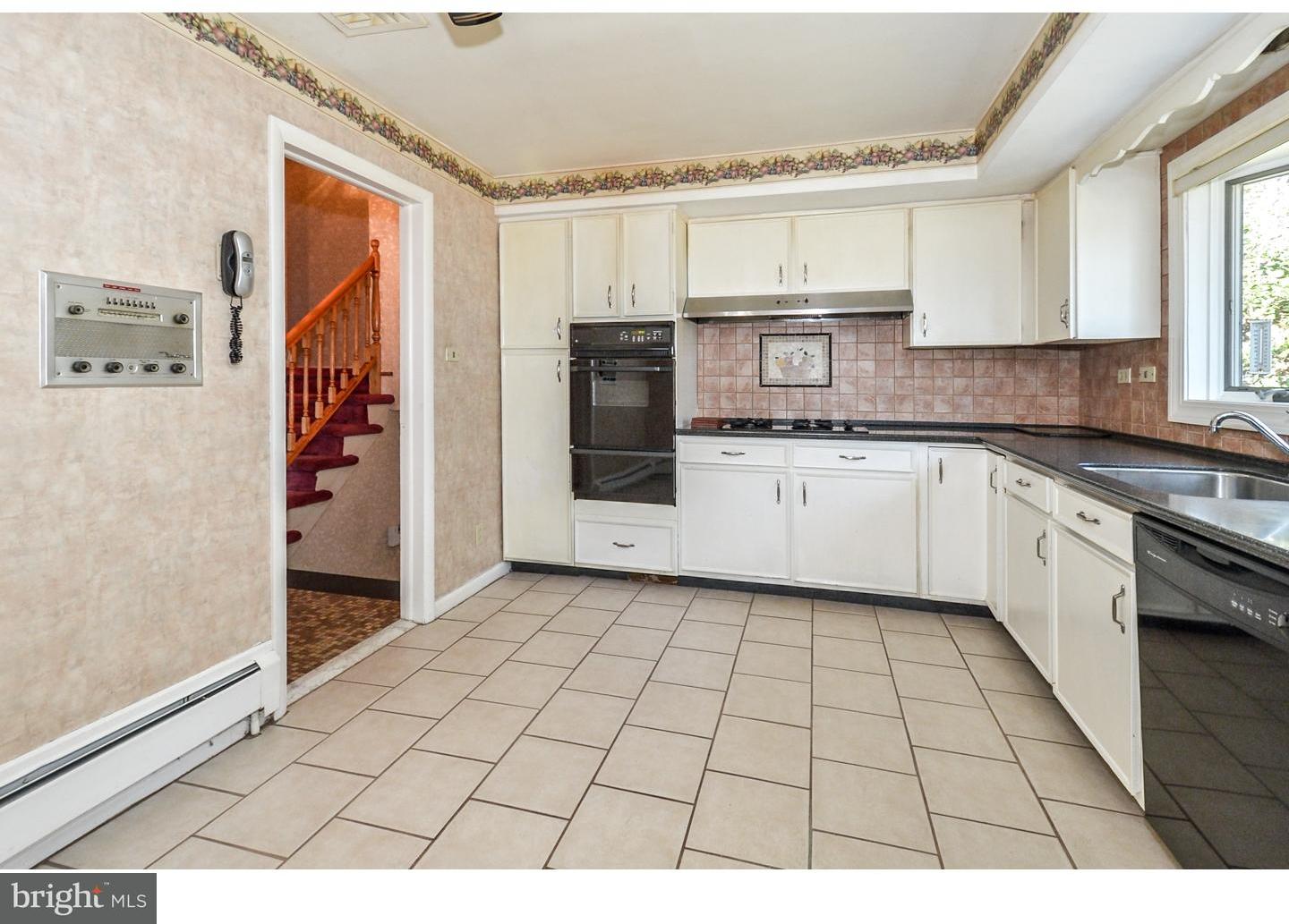 1214 Lois Road Ambler, PA 19002 - Photo 9 of 25 Kitchen