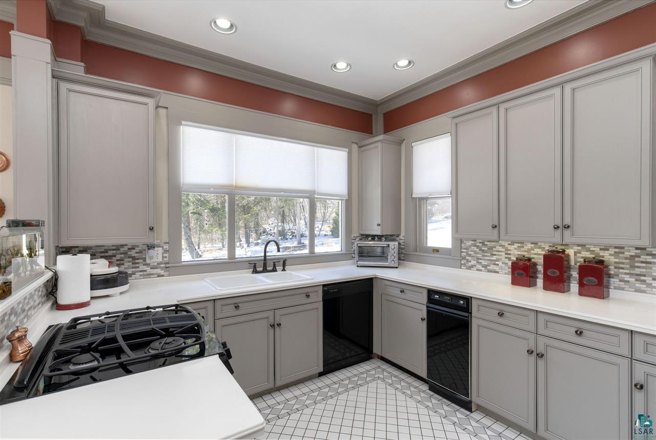 2429 Greysolon Road Duluth, MN 55812 - Photo 8 of 45 Gallery Image 8